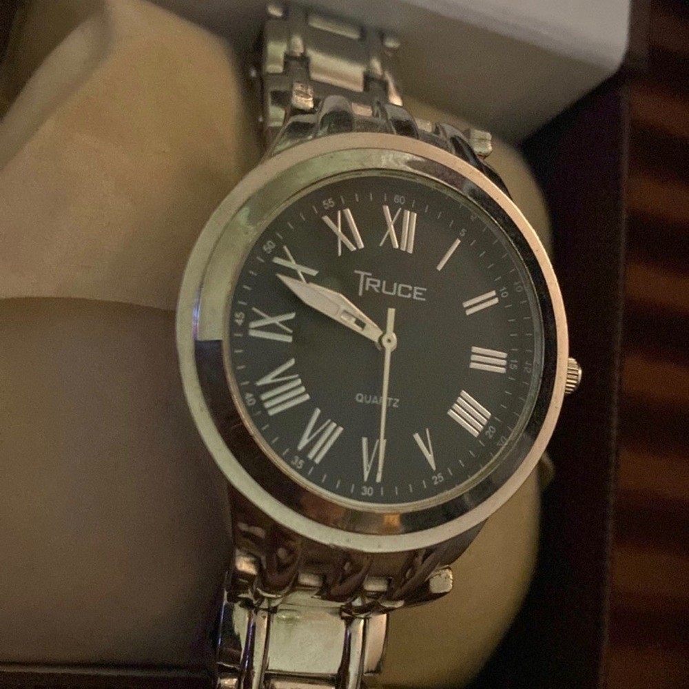 Men’s Truce Watch
